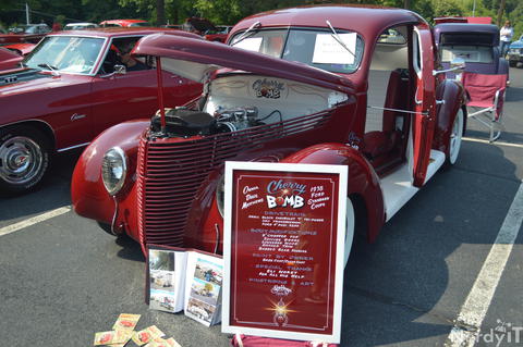 Dave Mattew's 1934 Ford Coupe